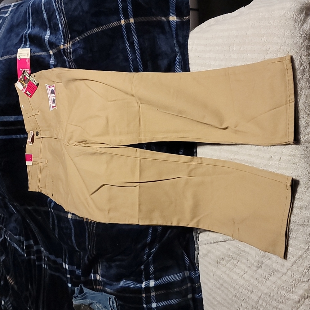 Khaki pants
